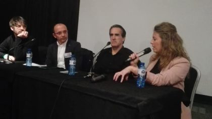 Mesa redonda sobre escritura para el crecimiento personal